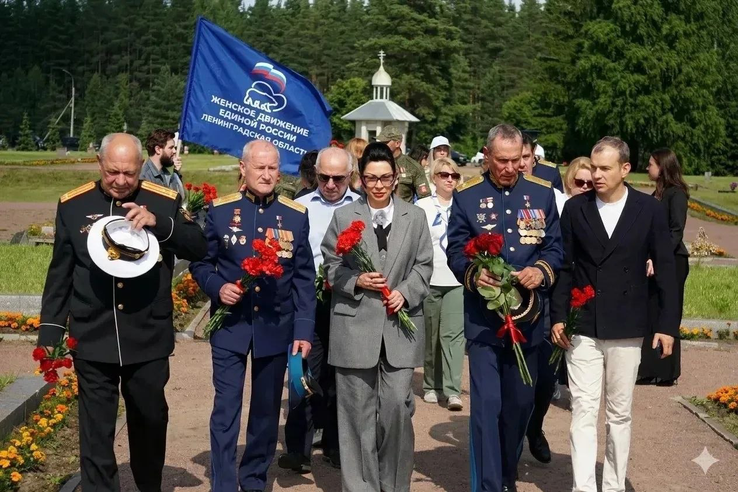 В Ленобласти почтили память защитников Невского пятачка